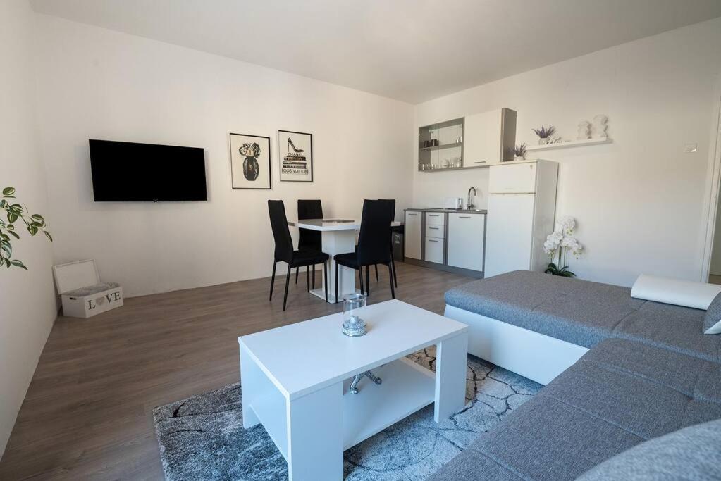 Apartamento Apartman Iva Zadar Exterior foto